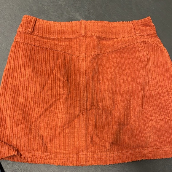 Urban Outfitters corduroy mini skirt - Picture 3 of 3
